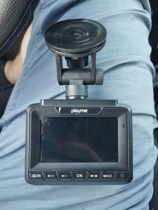 Продам видеорегистратор в автомобиль