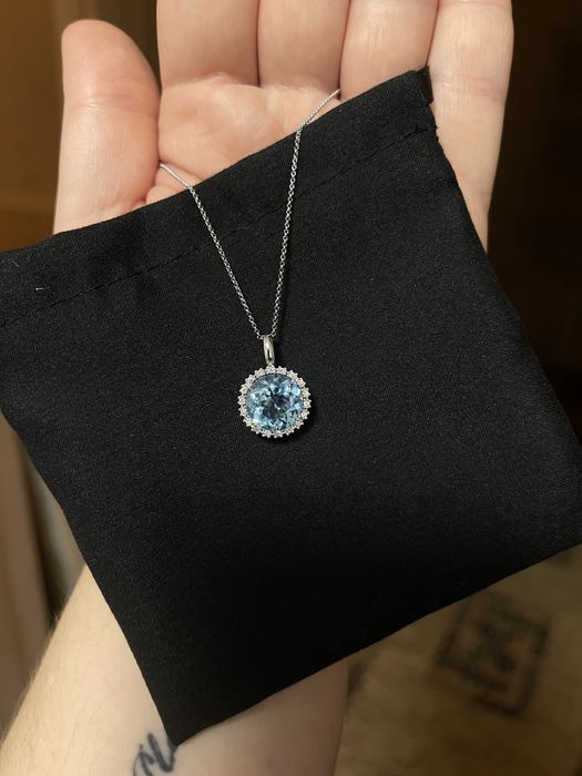 Подвеска 750 пробы с бриллиантами