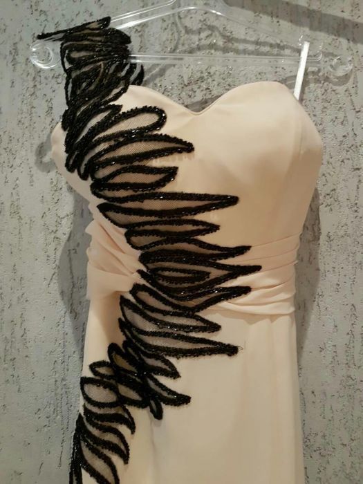 Бална рокля