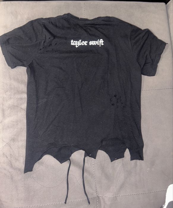 Официален Taylor Swift Merch