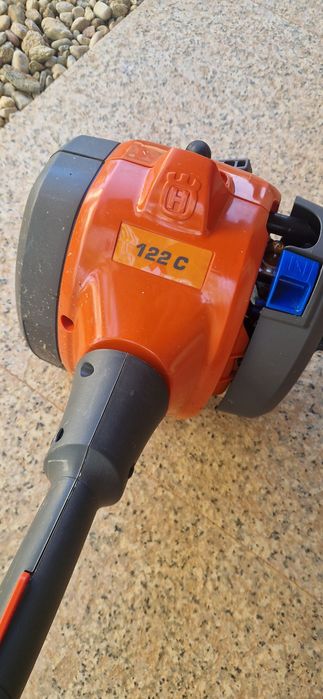 Тример Husqvarna 122c