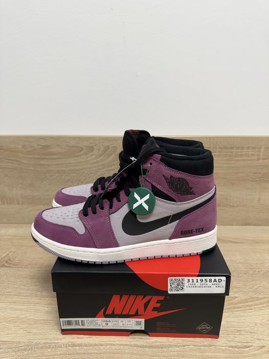 Nike Air Jordan 1 High Element Gore-Tex Berry 42,5