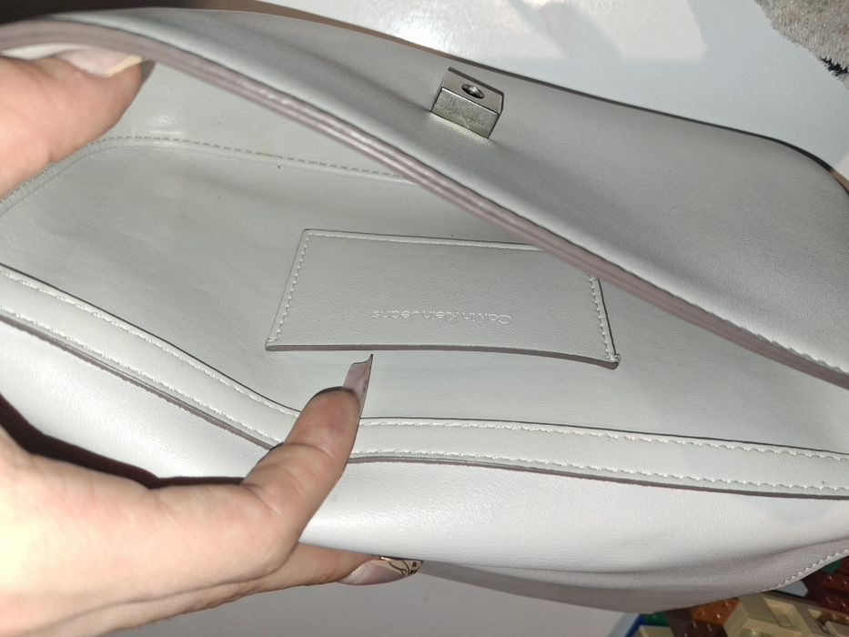 Чанта Calvin klein истинска