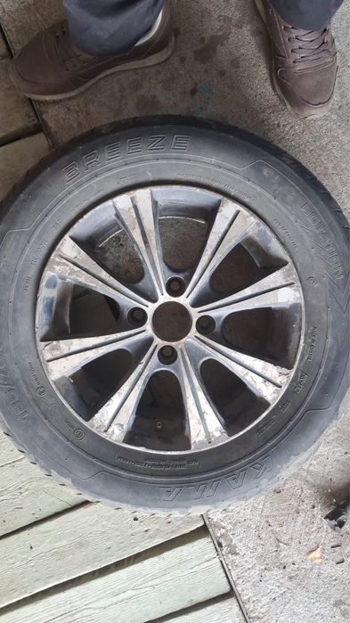 Продам шины с дисками