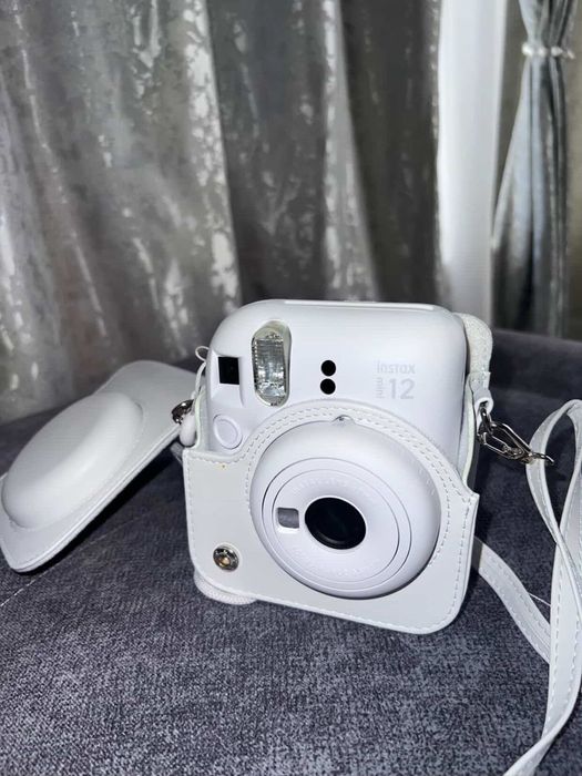 Instax mini 12 камера фотоаппарат