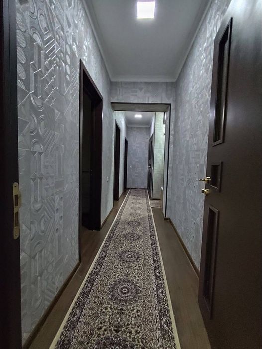 Сдается 3x комнатная квартира 
С обстановкой 
В горде Алмалыке