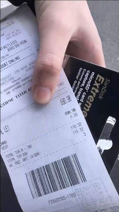 Vand camera 70 Mai A510 ca noua