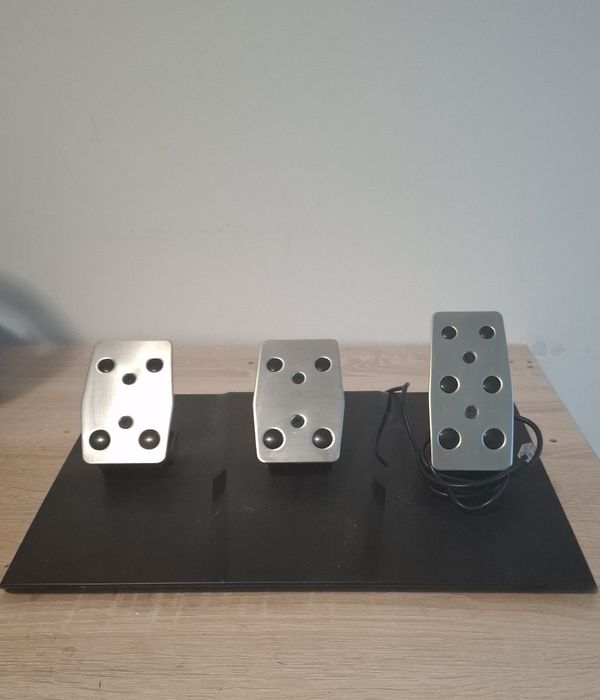 Волан на марка Tracer .