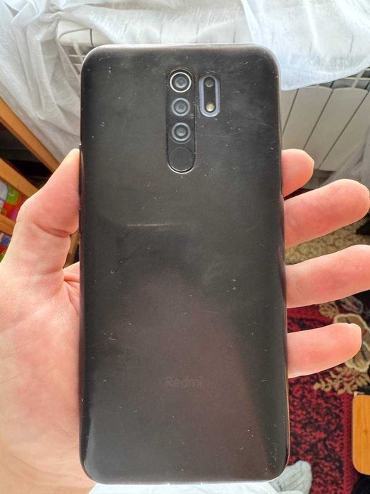 Redmi 9 в хорошем состоянии