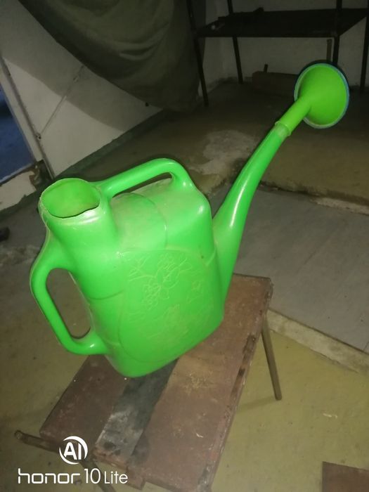 Лейка садовая 12 литров