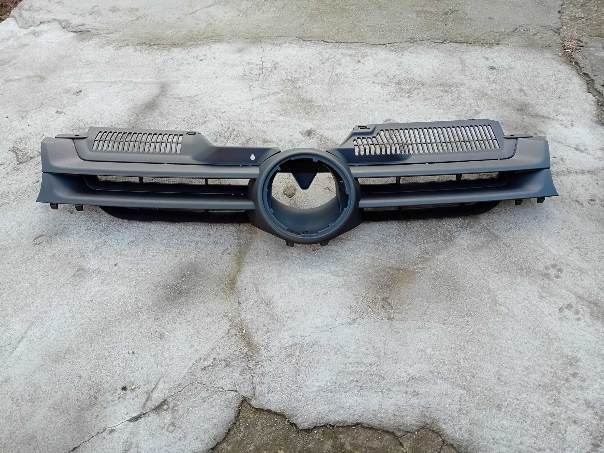 Решетка VW Голф 5 гр. София Суходол • OLX.bg