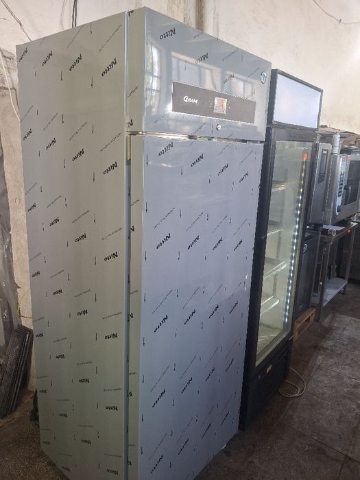 Хладилник професионален 18 месеца гаранция GRAM/ HOSHIZAKI