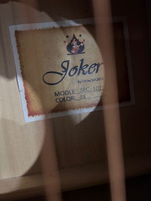 Продам гитару акустику