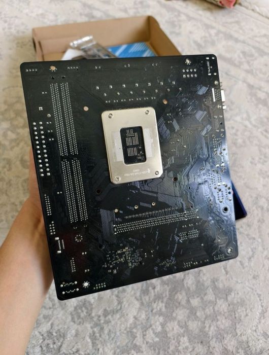 Материнская Плата H610m