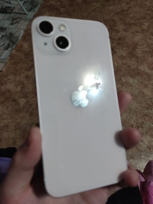 Продам iPhone 13