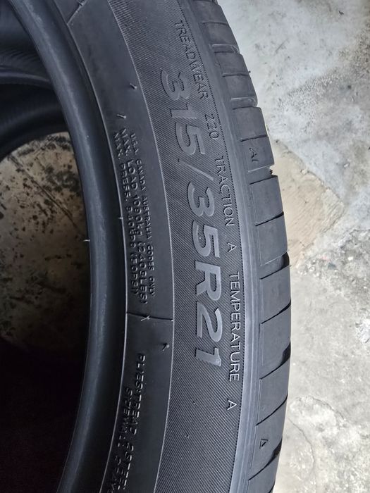2 Anvelope Vară Hankook 315/35 R21 (RSC) DOT 4324 Impecabile.