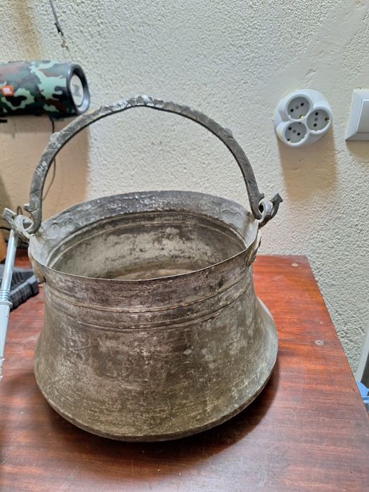 Медни менци-бакъри