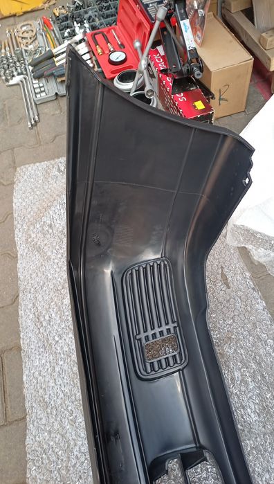 Бампер Ниссан примера