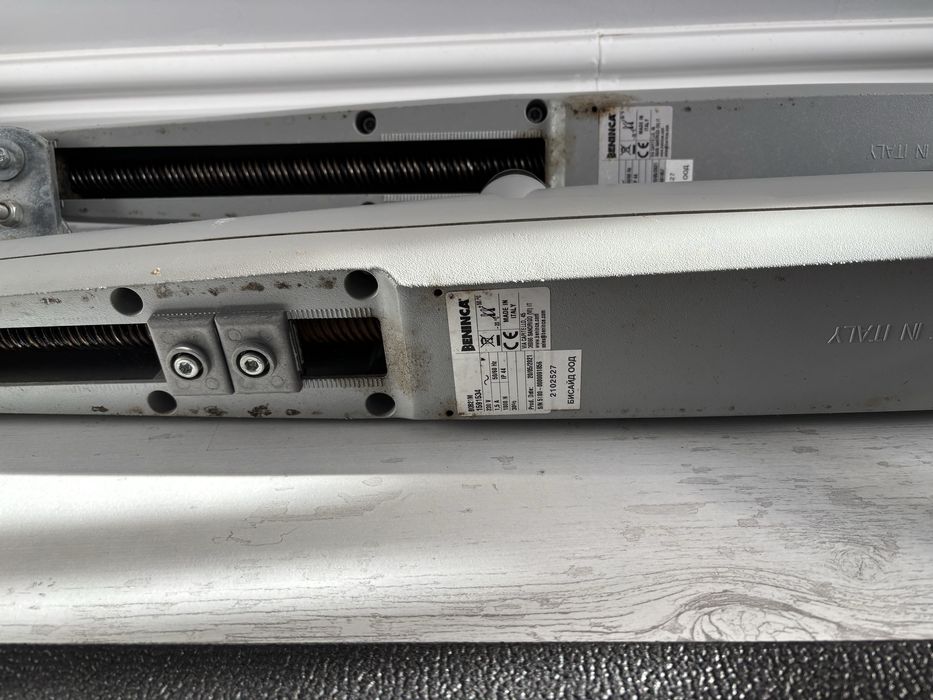 Автомати за врата Beninca Bob21M