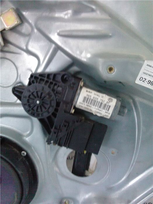 Motoras macara geam usa dreapta spate vw passat b 5 an fabr. 2003