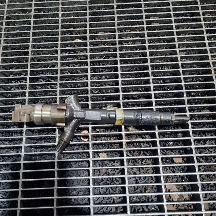 Injector Toyota RAV 4 II 2.0 D 2002 - 2006 116CP 1CD - FTV Euro4 (1428) Diesel 2367027030
