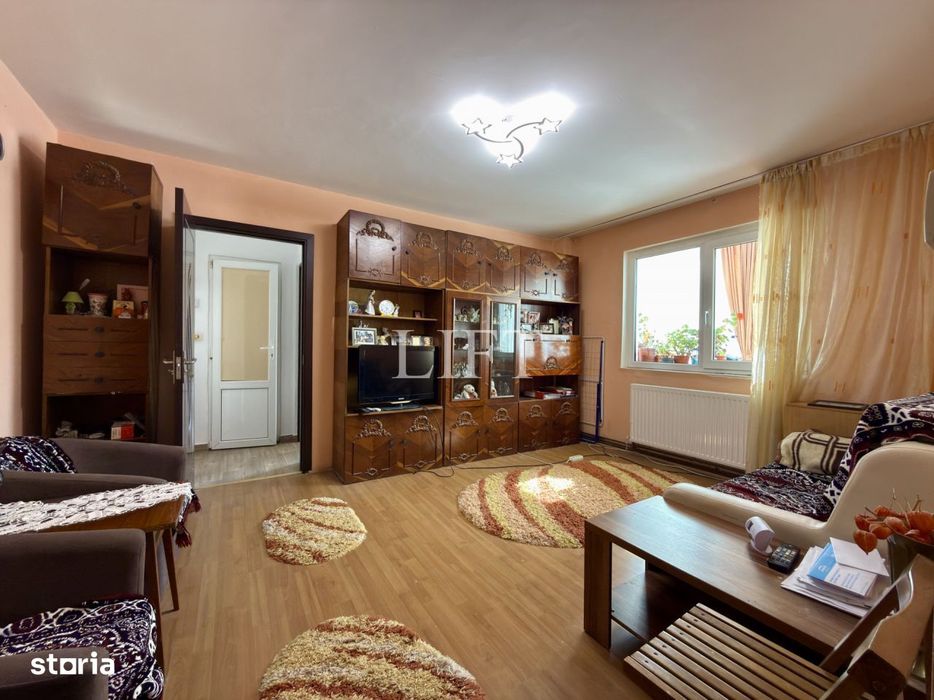 Apartament de 2 camere, 37mp, Zona Florilor - Astra