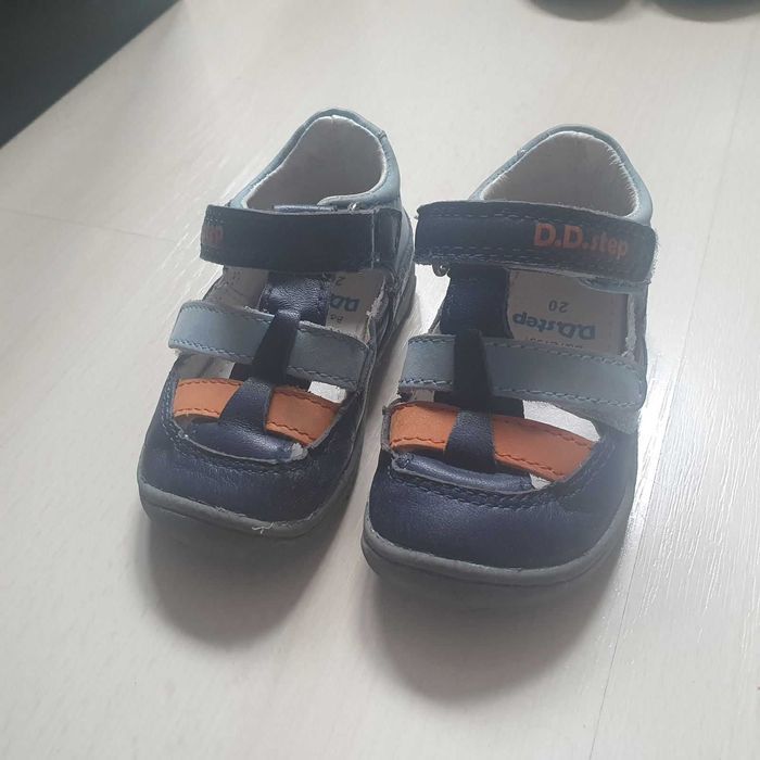 ПОДАРЯВАМ Детски сандали DD Step Barefoot 22ри номер
