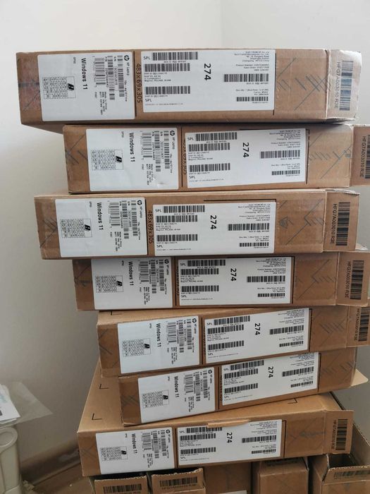 Lot 13 laptopuri HP Ryzen 7, 8GB, SSD 512GB - lichidare firmă, en-gros