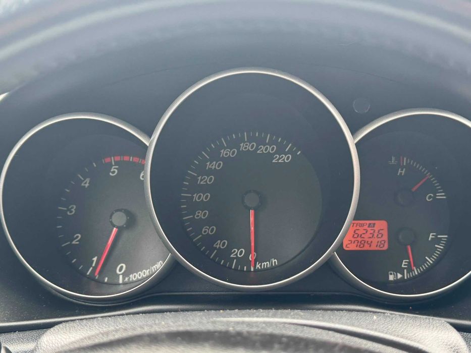MAZDA 3 2006 — imagine 5