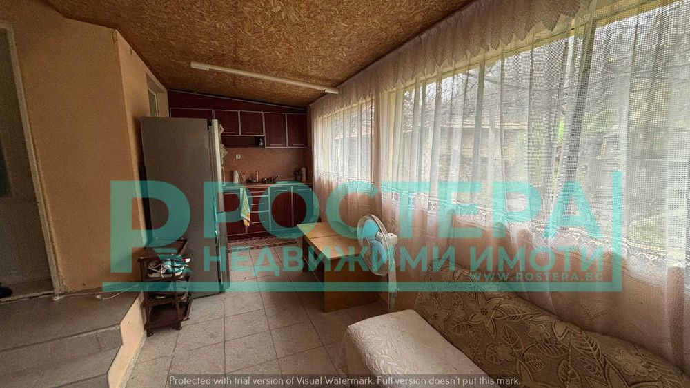 Двуетажна Тухлена Къща - с. Овчарово