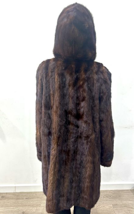 Срочно продам норковую шубу!