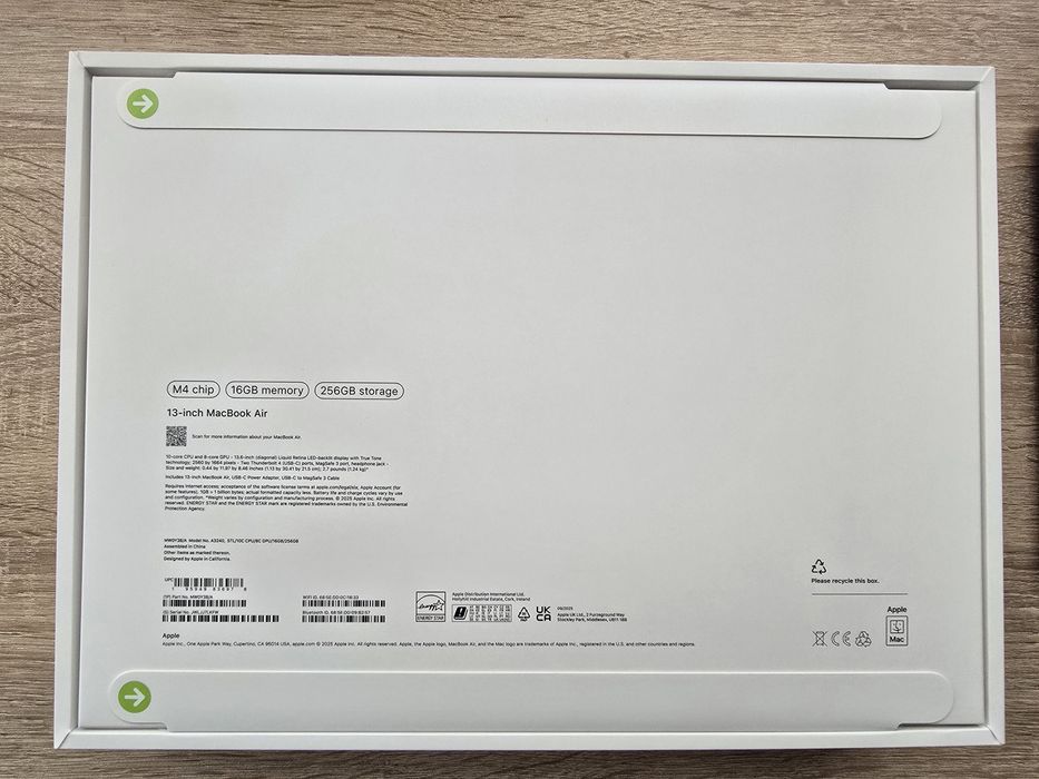 Apple MacBook Air 13, M4 chip, 16 GB, НОВ, НЕРАЗОПАКОВАН