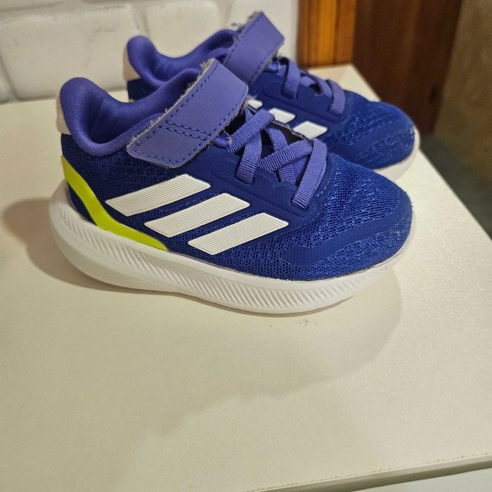 Маратонки Адидас