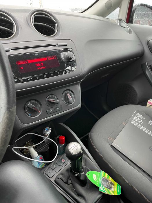 SEAT IBIZA Reference an 2011