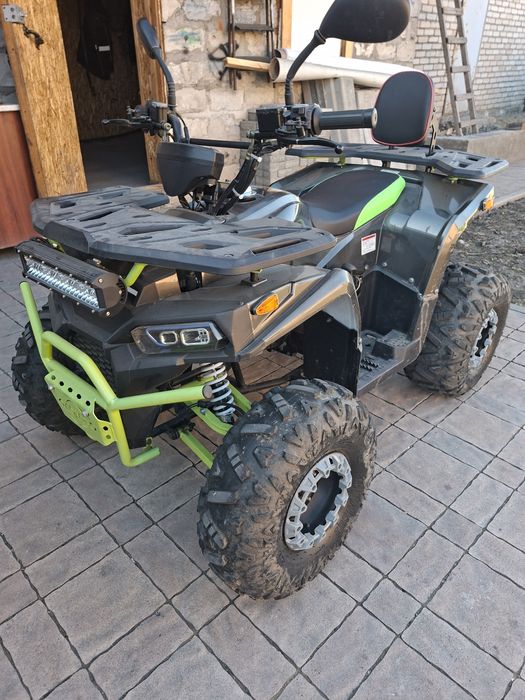 Продам квадроцикл.
