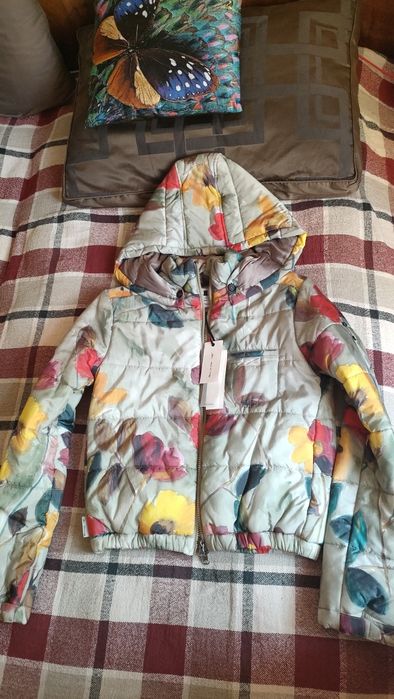 Куртка новая демисезонная (Португалия). Размер 36.