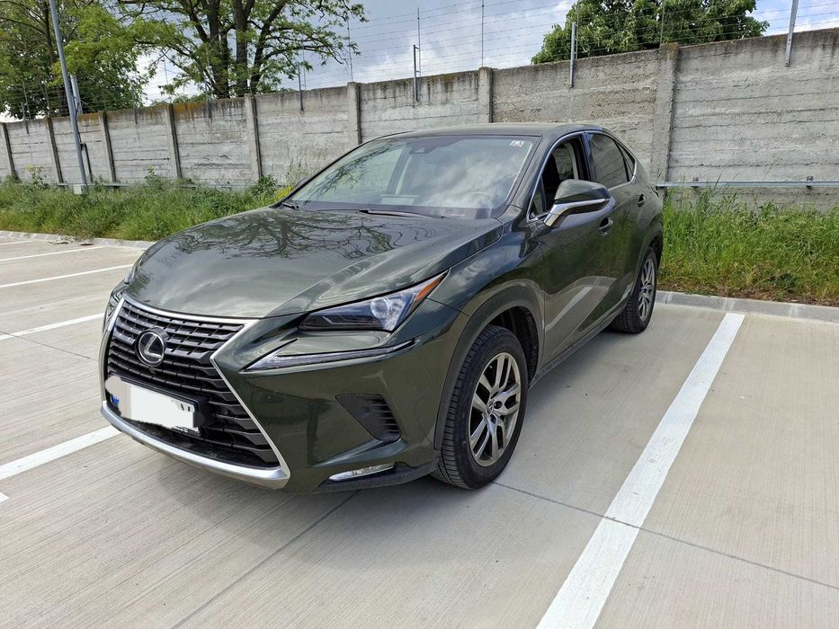 LEXUS NX300h Executive Line E - Four AWD 2021