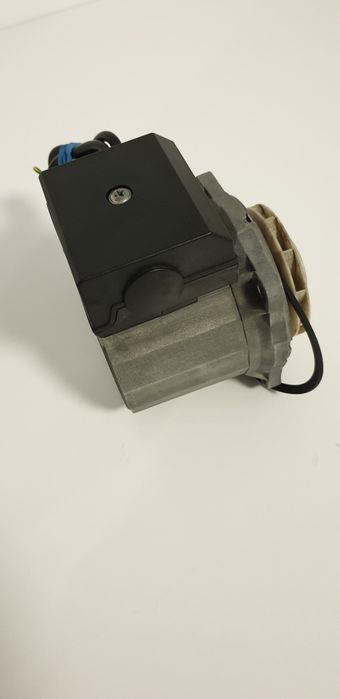 Pompa Recirculare Wilo HB15/6.7-2 Centrala Saunier Duval ThemaFast F30