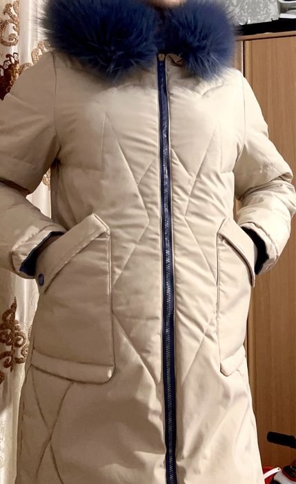 зимняя куртка(пуховик)