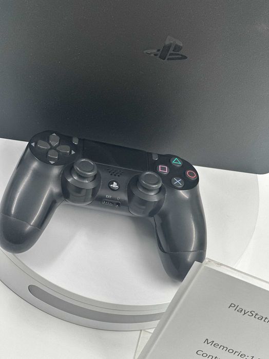 PlayStation 4 Slim 1TB 1Controller Garantie 24 Luni CashBox