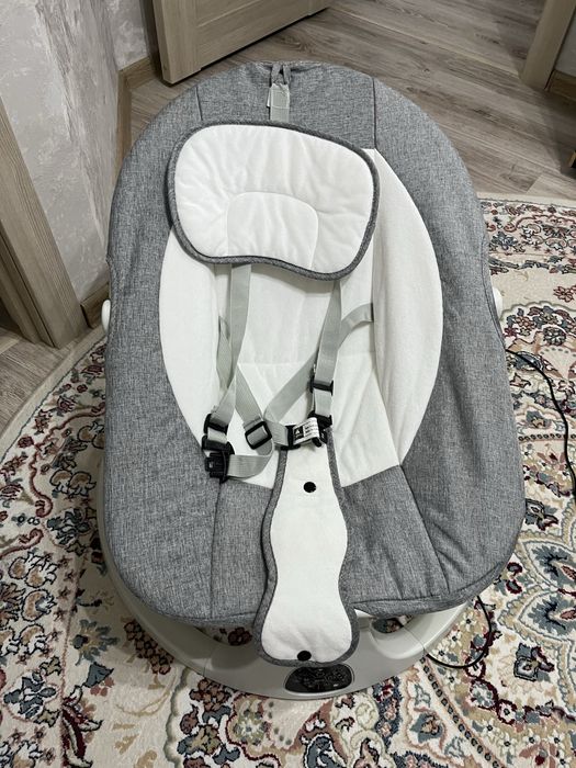 Продам шезлог электрический Pegas