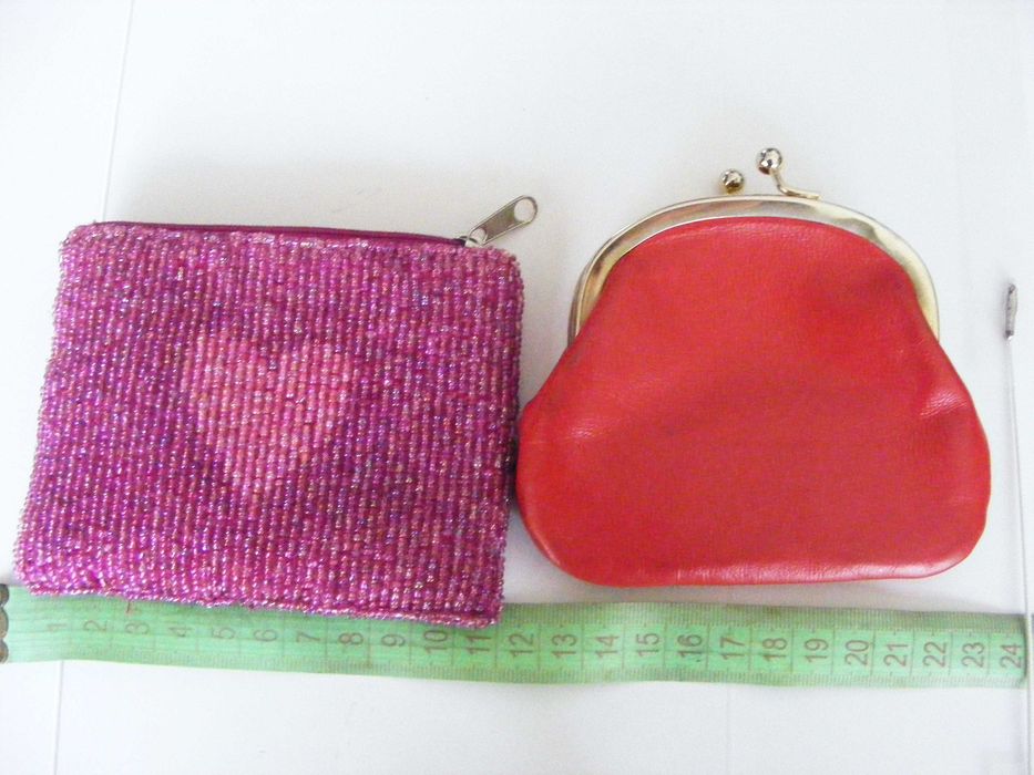 2 броя портмоне ,