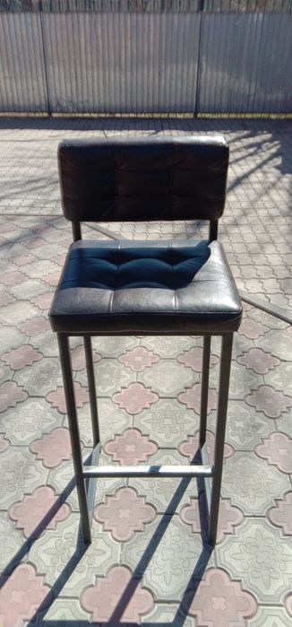 Продам барны стул почти новый