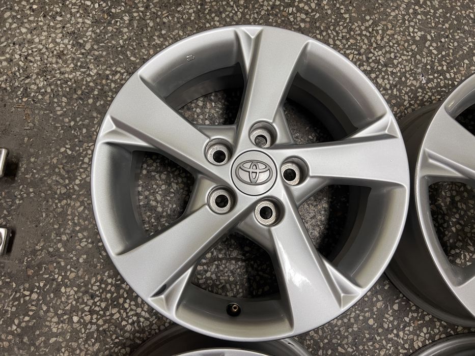 Оригинални Джанти за Toyota Тойота 16” 5x114,3 6.5j ET45