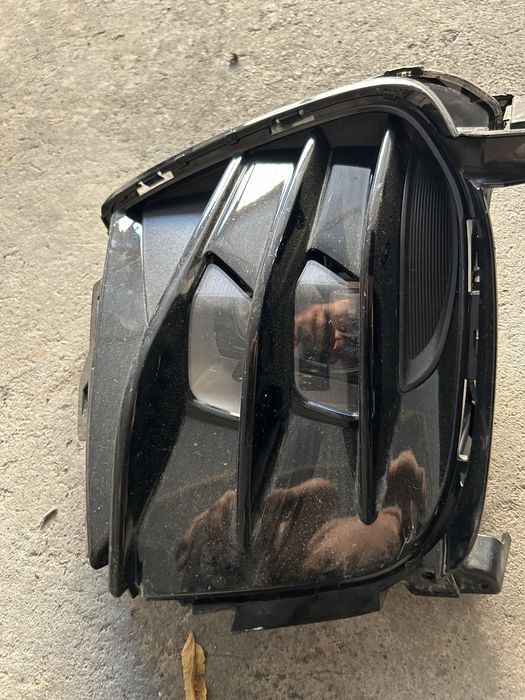 Продам противотуманные фары на кия к5 противотуманки