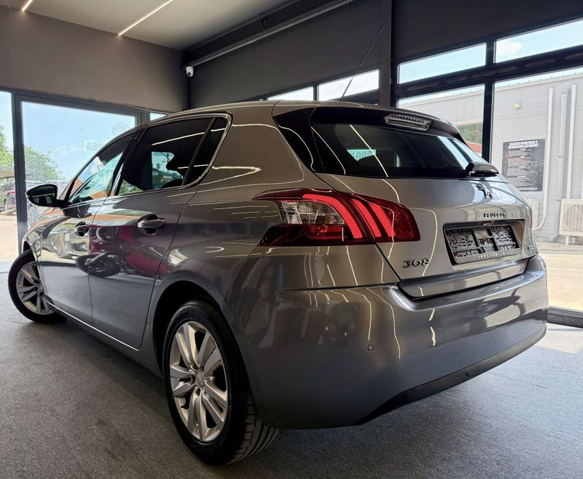 Peugeot 308 1.2i Auto 130hp 2016