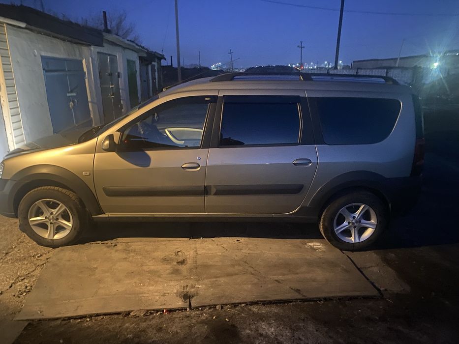 Продам авто Лада ларгус кросс