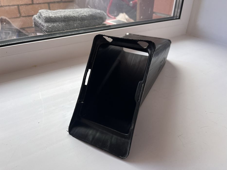 Патрубок воздухозаборника правый BMW E36