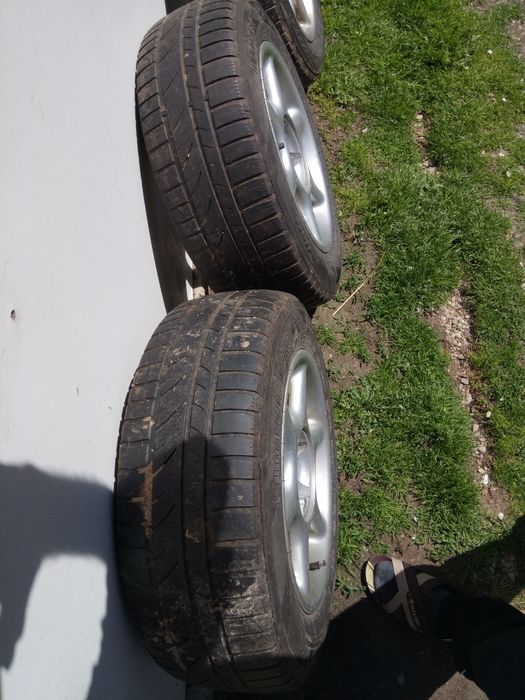 Genti aluminiu cu cauciucuri  pentru skoda 2007 195/65/15