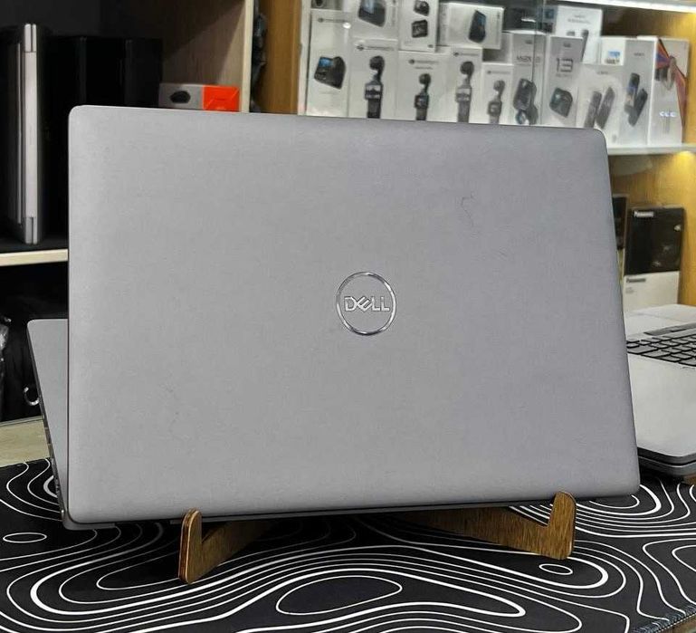 Dell Latitude 5411 i7-10850H/DDR4 8GB/SSD NVME 256GB/Display 14' FHD